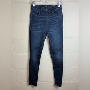 Abercrombie & Fitch High Rise Super Skinny Denim Casual Chic Jeans Size 27 or 4R